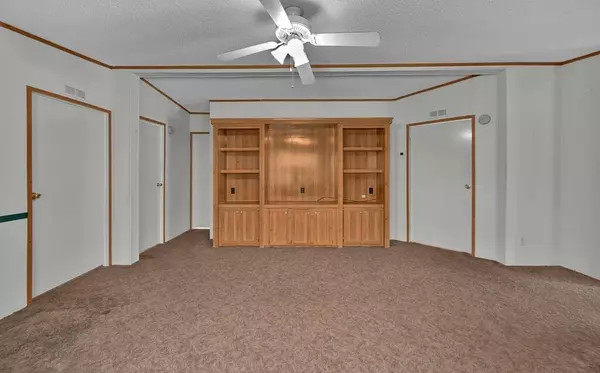 Elm Mott, TX 76640,380 Oakgrove Circle