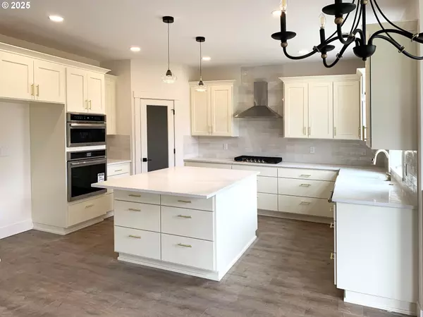 Canby, OR 97013,1894 S HOLLY ST