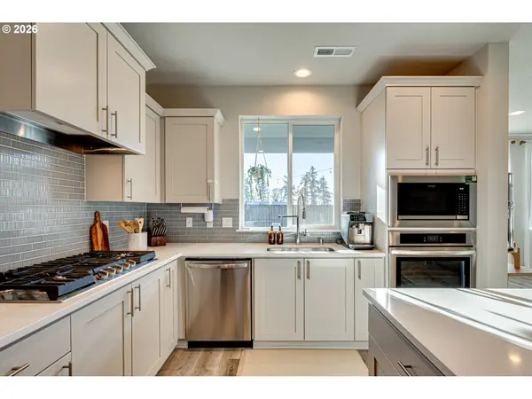 Ridgefield, WA 98642,8727 S 3RD ST