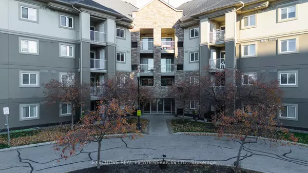 Brampton, ON L6P 2Z5,4 Dayspring CIR ##203