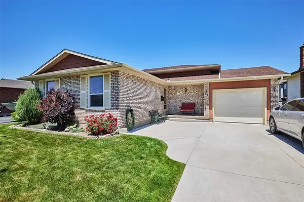 63 Robert ST, Welland, ON L3B 5T8