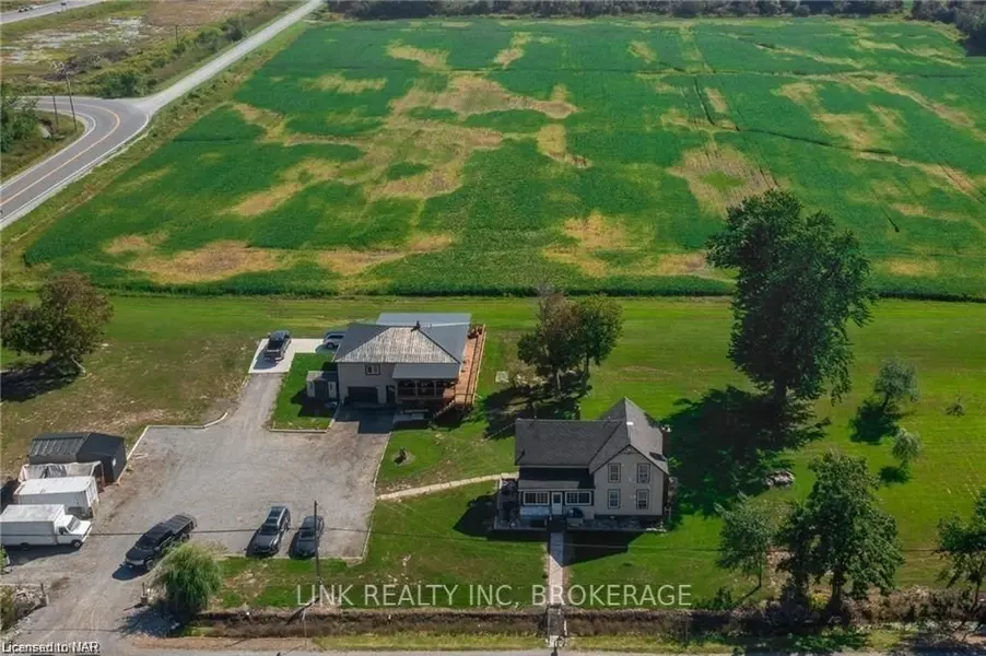 797 FORKS RD, Welland, ON L0S 1V0