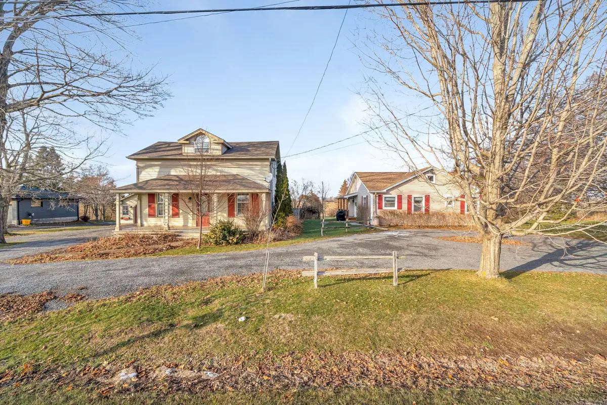 Prince Edward County, ON K0K 1G0,14782 Loyalist Pkwy