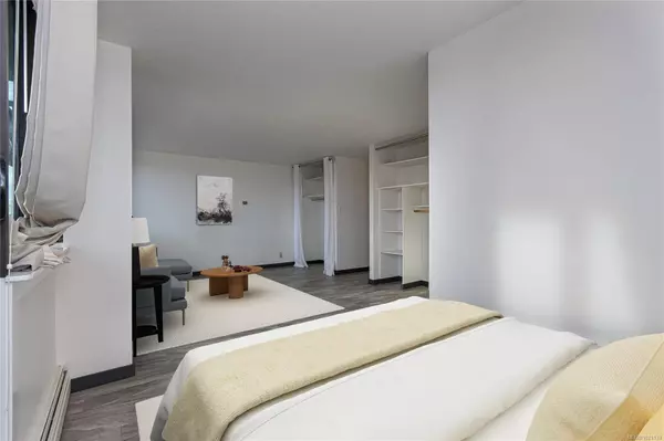 Victoria, BC V8V 1S9,647 Michigan St #1008