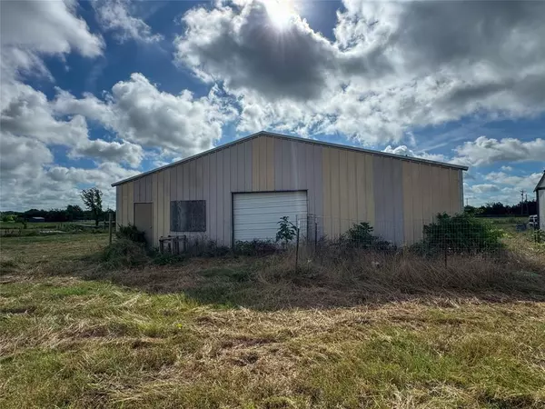 Lone Oak, TX 75453,1776 County Road 1610