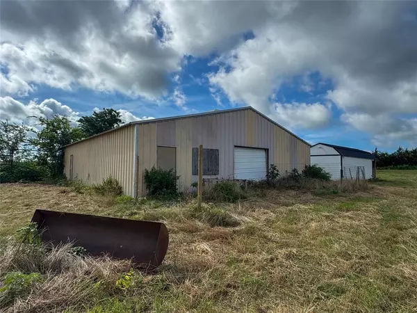 Lone Oak, TX 75453,1776 County Road 1610