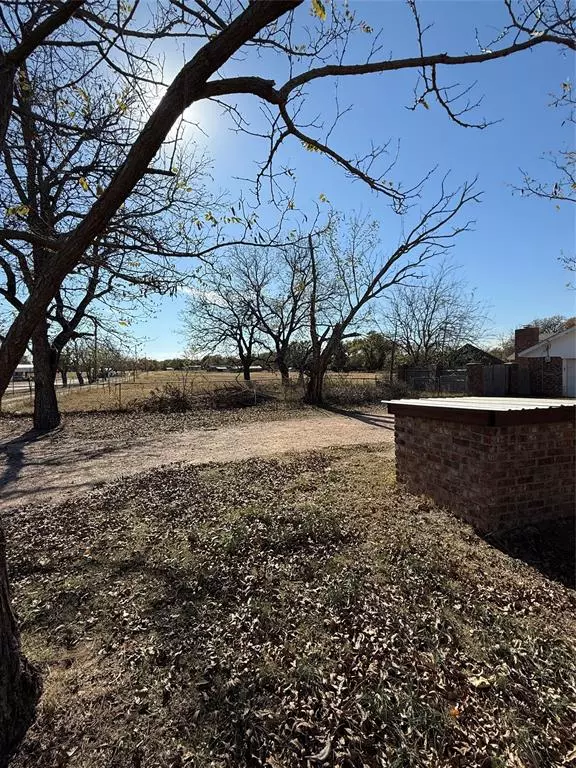 Clyde, TX 79510,2419 S 1st Street W
