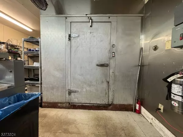 Bound Brook Boro, NJ 08805,202 E Main St