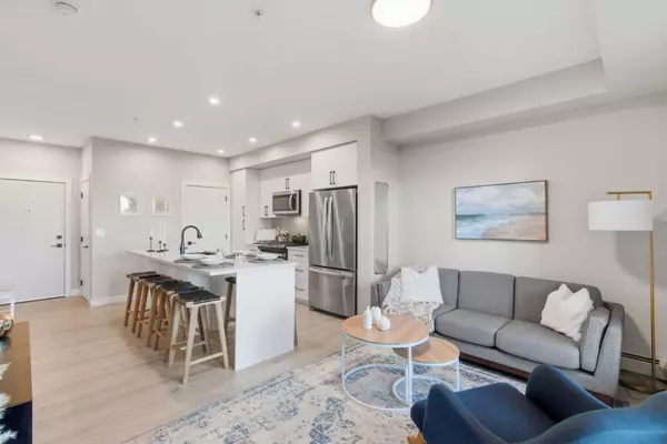 Okotoks, AB T1S 5Y3,100 Banister DR #2106