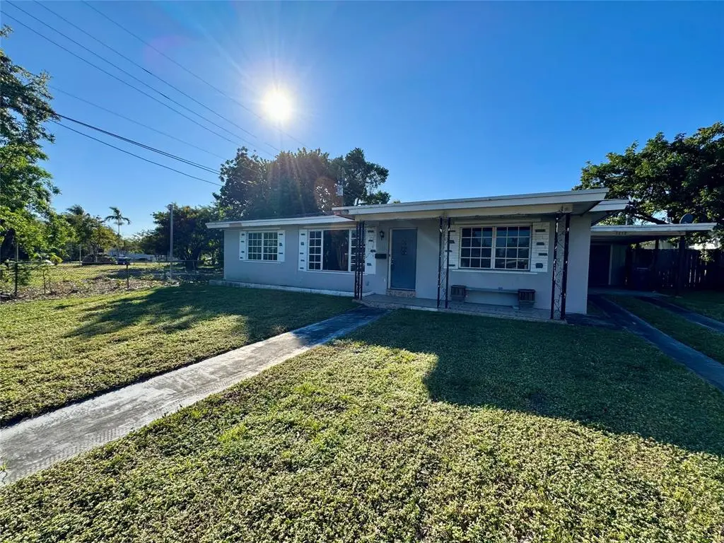 Hollywood, FL 33020,1212 S 26th Ave