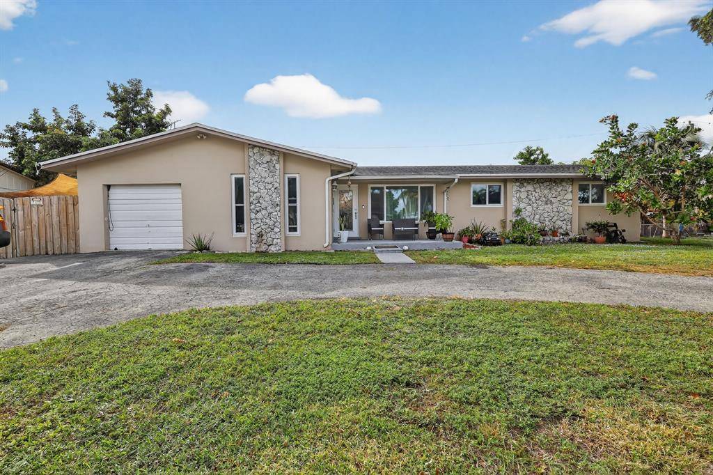 Miramar, FL 33025,1910 SW 98th Ter