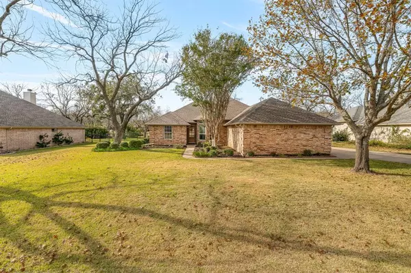 9610 Monticello Drive, Granbury, TX 76049