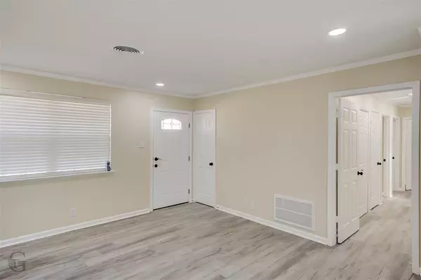 Shreveport, LA 71104,715 E Washington Street