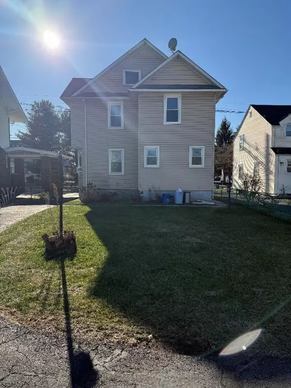 Raritan Boro, NJ 08869,87 E Somerset St #2