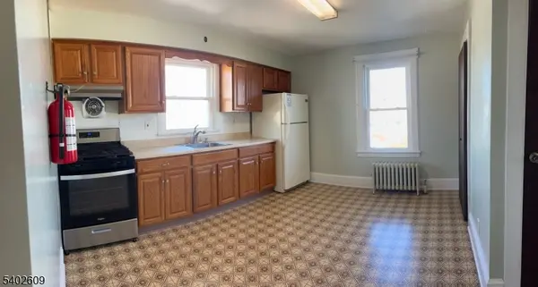 Raritan Boro, NJ 08869,87 E Somerset St #2