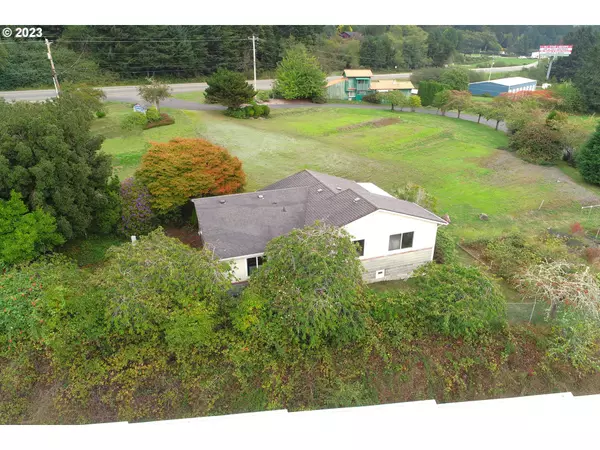 Brookings, OR 97415,15282 HIGHWAY 101