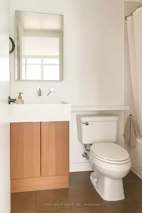 Toronto C01, ON M5V 3Y3,11 Brunel CT #510