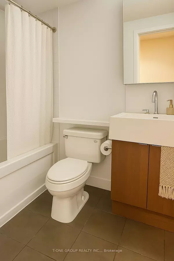 Toronto C01, ON M5V 3Y3,11 Brunel CT #510