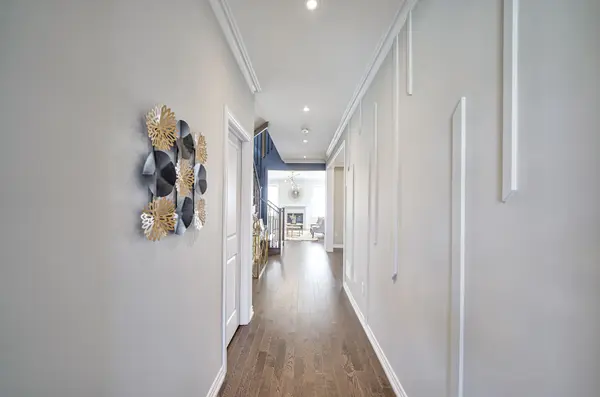 Whitby, ON L1P 0K5,10 Capstan CT