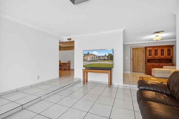 Miramar, FL 33025,1910 SW 98th Ter