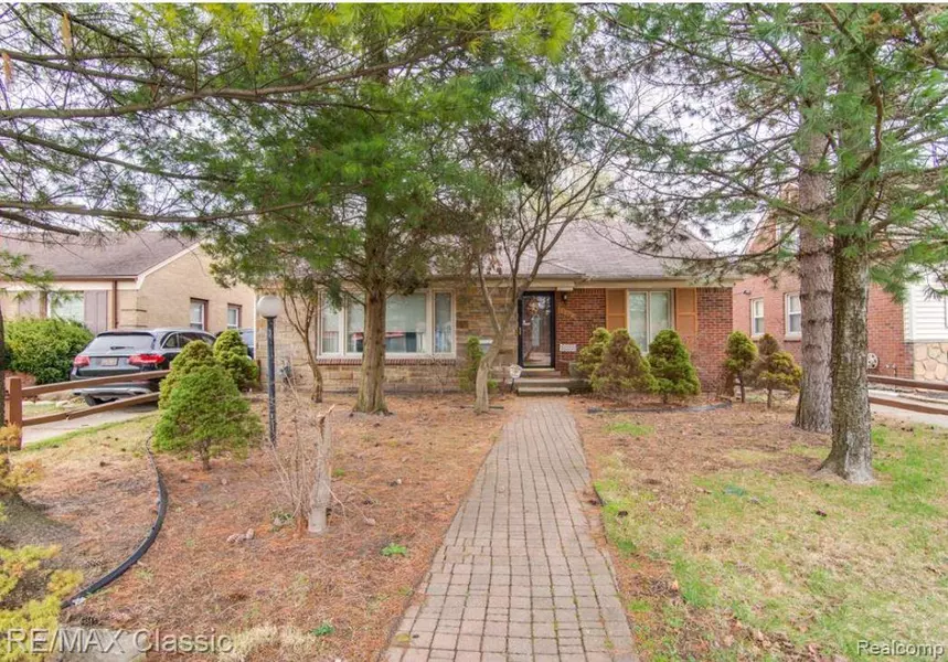 17562 Mark Twain ST, Detroit, MI 48235