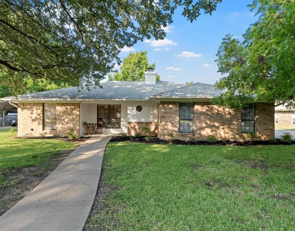 Hewitt, TX 76643,137 Bonham Drive