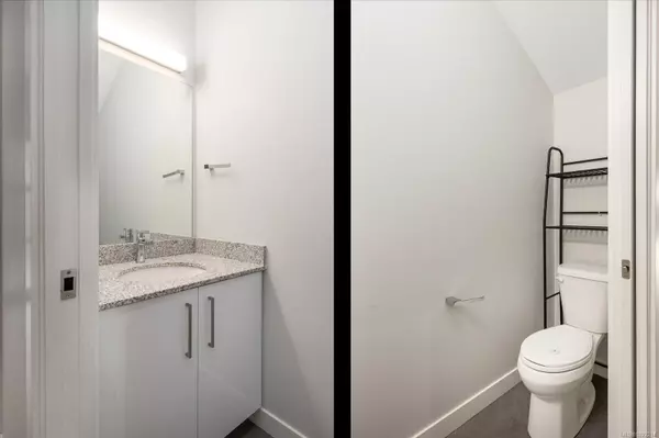 Parksville, BC V9P 1K6,119 Moilliet St #5