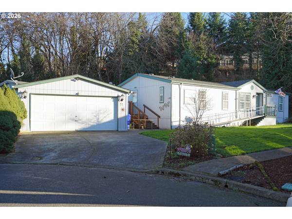 13460 SE RAYMOND ST, Portland, OR 97236