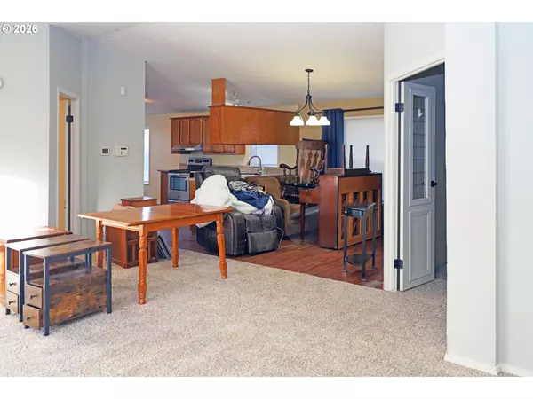 Portland, OR 97236,13460 SE RAYMOND ST