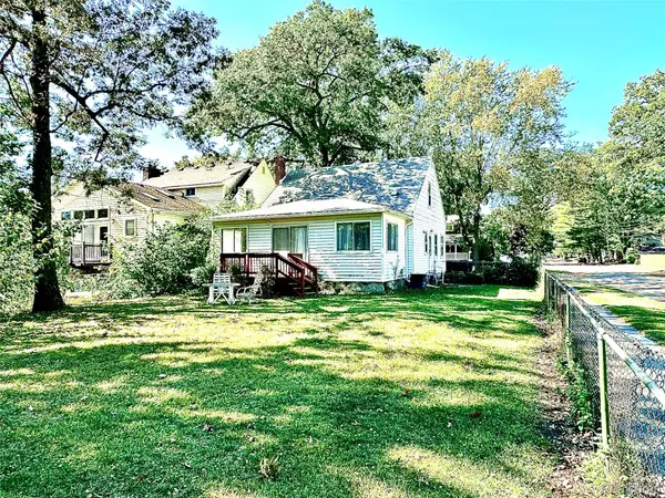 Royal Oak, MI 48067,603 S Vermont AVE