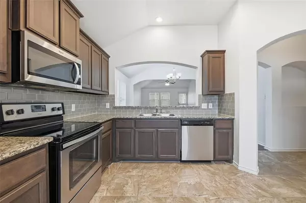 Fort Worth, TX 76108,10844 Live Oak Creek Drive