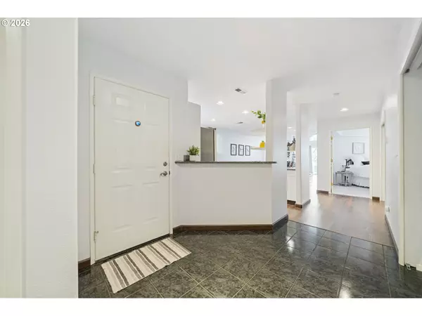 Camas, WA 98607,2437 NW LOGAN ST