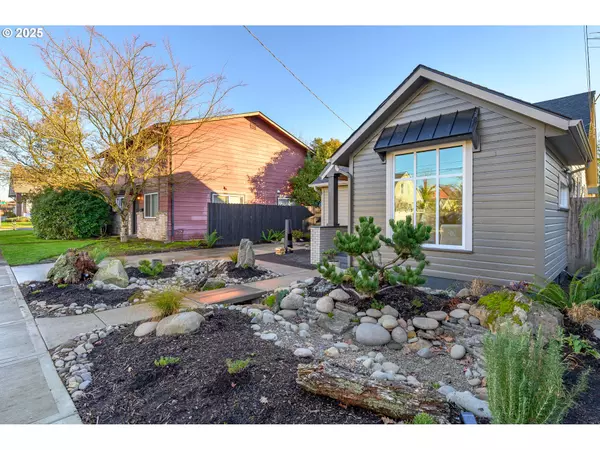 Mc Minnville, OR 97128,326 NE 8TH ST