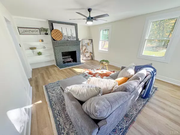 Madison Heights, VA 24572,255 Glade RD