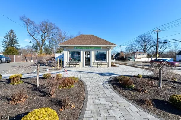 Fair Lawn Boro, NJ 07410,6-01 Plaza Rd