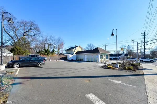 Fair Lawn Boro, NJ 07410,6-01 Plaza Rd