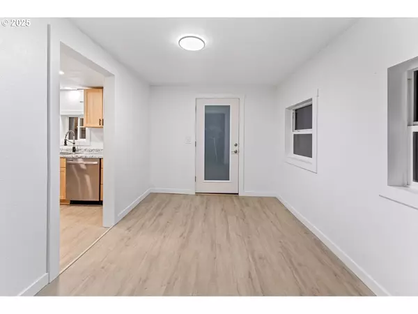 Oakridge, OR 97463,47875 ELGIN AVE