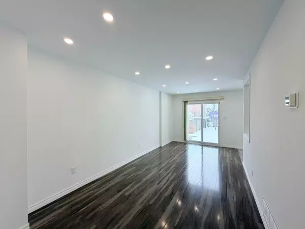 Toronto E07, ON M1V 2H8,62 Truro CRES