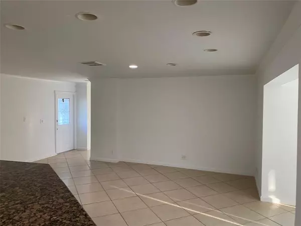 Boca Raton, FL 33428,22761 Neptune Rd