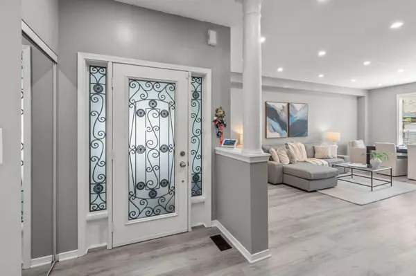 Richmond Hill, ON L4E 4P7,85 Laurier AVE