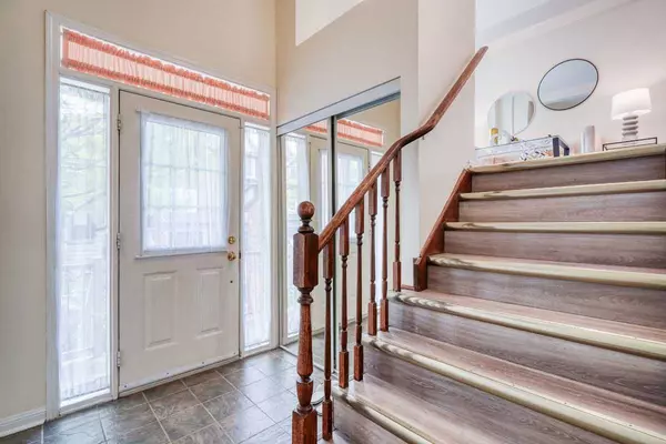 Richmond Hill, ON L4C 0R8,100 Elgin Mills RD W #51