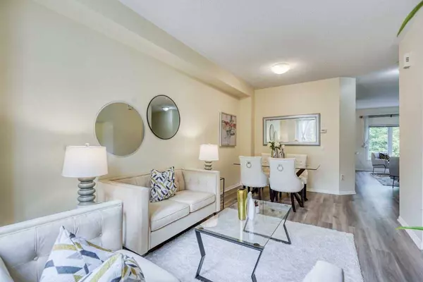 Richmond Hill, ON L4C 0R8,100 Elgin Mills RD W #51