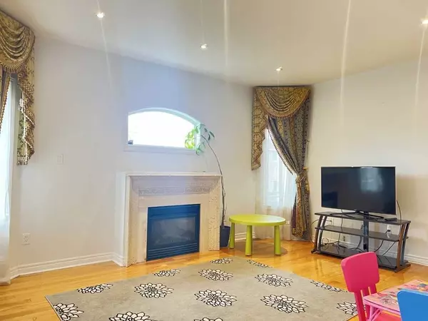 Richmond Hill, ON L4S 2S7,50 Danpatrick DR