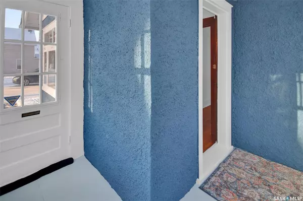 Saskatoon, SK S7L 0S1,120 32nd STREET W