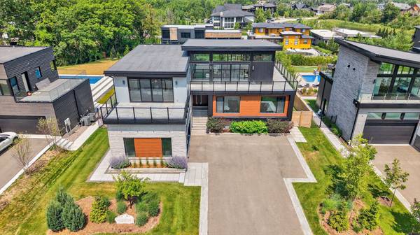 116 Courchevel CRES, Blue Mountains, ON L9Y 0V4