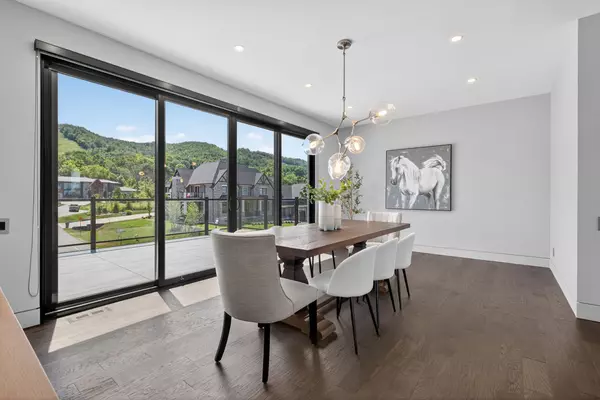 Blue Mountains, ON L9Y 0V4,116 Courchevel CRES