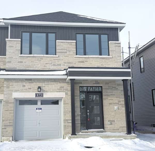 873 Eileen Vollick CRES, Kanata, ON K2W 0M8