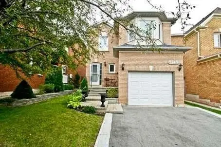 5745 Tayside CRES, Mississauga, ON L5M 5J4