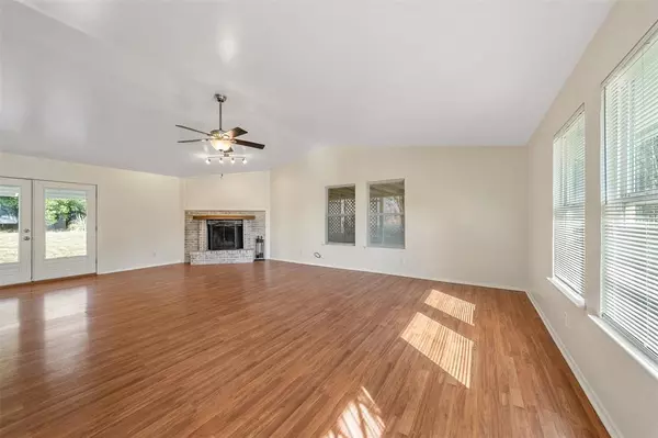 Hideaway, TX 75771,307 Lone Star Lane