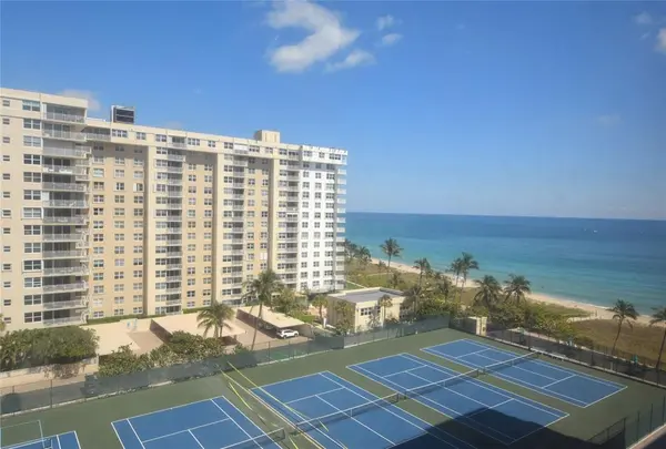 5100 N Ocean Blvd #1004, Lauderdale By The Sea, FL 33308
